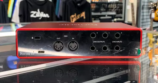 Focusrite - Scarlett 4i4 3rd Generation 4-in, 4-out USB Audio Interface 2
